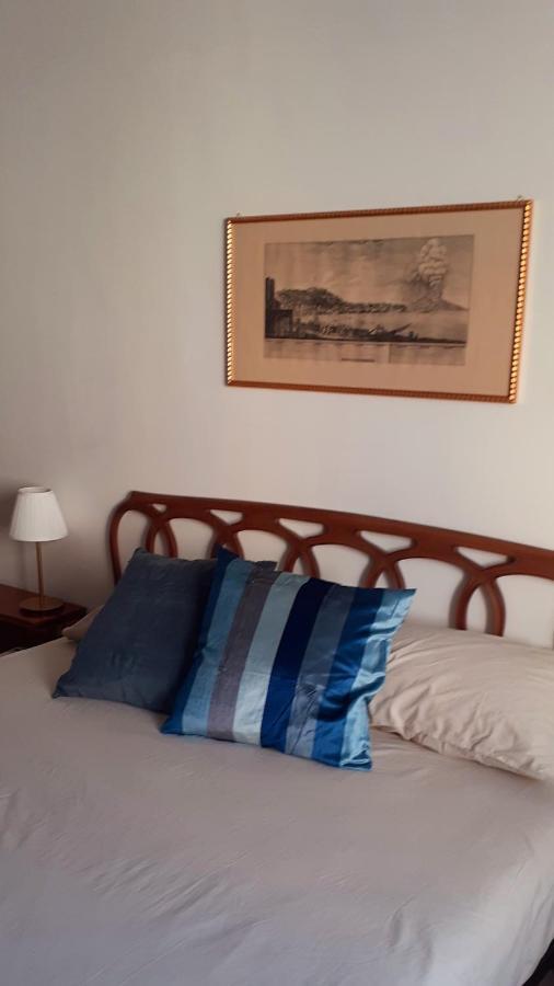 Vesuvia Apartment Napoli Ngoại thất bức ảnh
